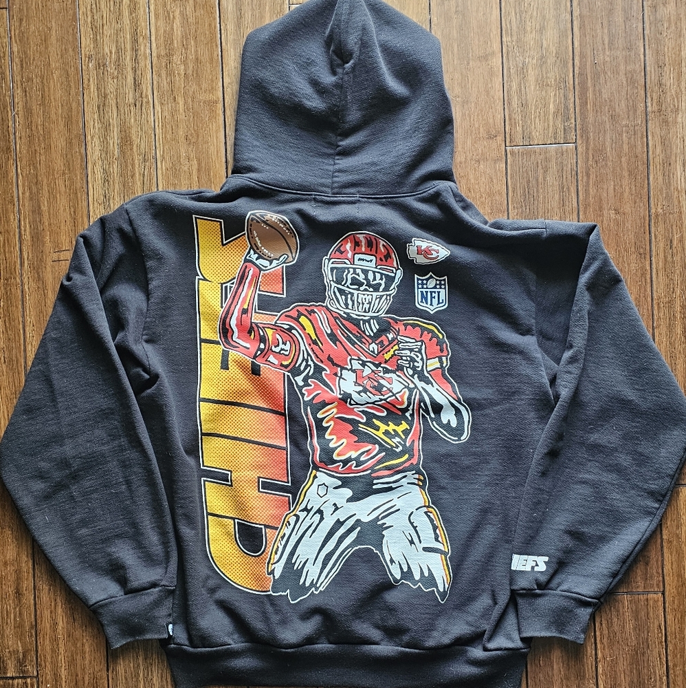 Warren Lotas NFL Kansas City Chiefs Graphic Hoodie